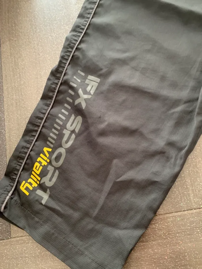 Short de sport - photo numéro 2