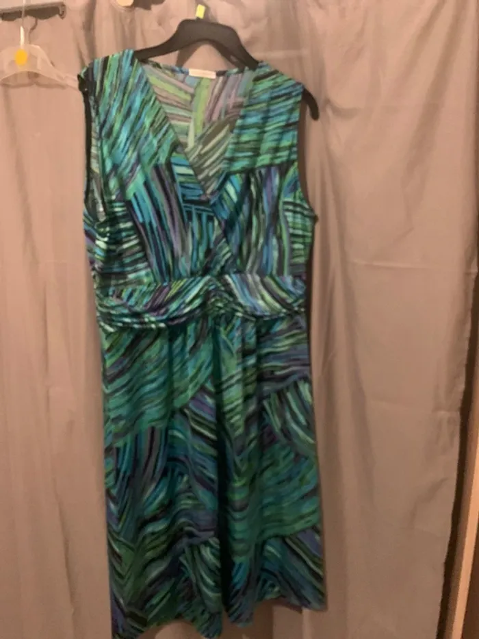 robe sans manches - photo numéro 2