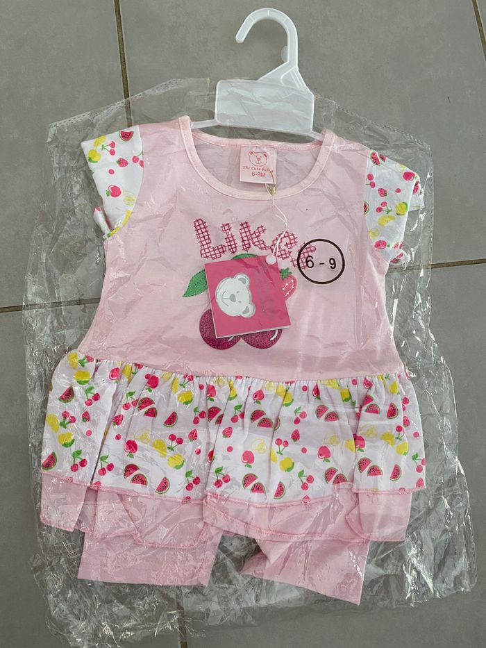 Ensemble fille 6-9 mois