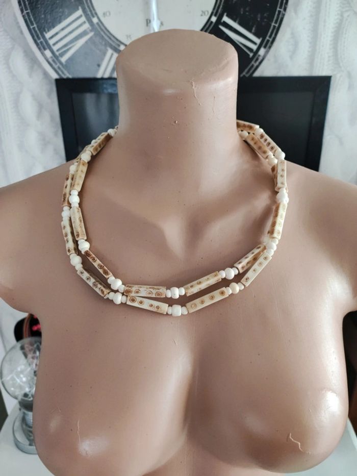 Sautoir couleur ivoire vintage - photo numéro 1