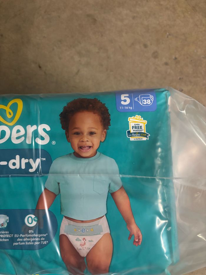 2 paquets de couches Pampers baby- dry taille 5 - photo numéro 2