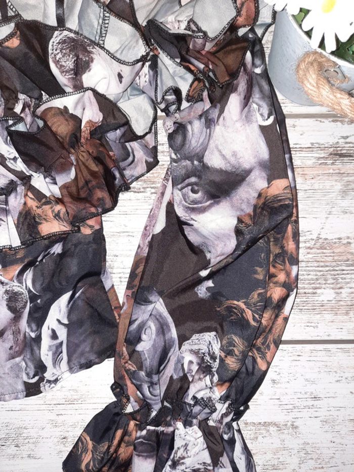 Haut style gothique prettylitlething - photo numéro 6