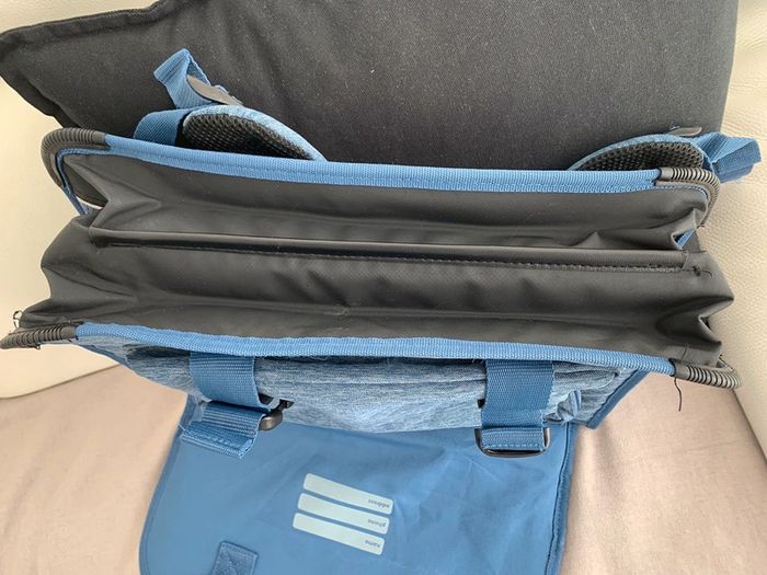 Cartable neuf, coloris jean's - photo numéro 9