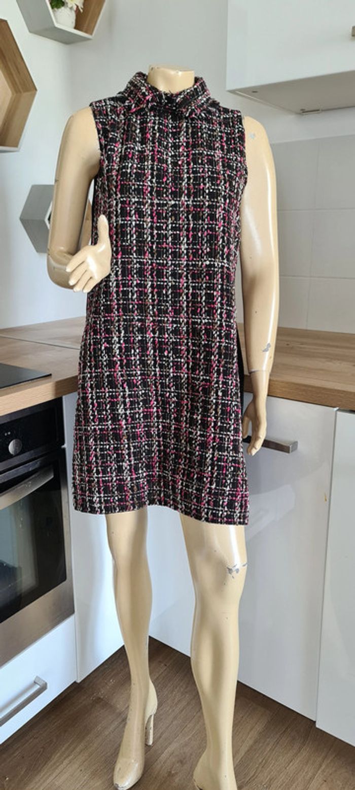 tres jolie robe beauty women taille 42 /  44