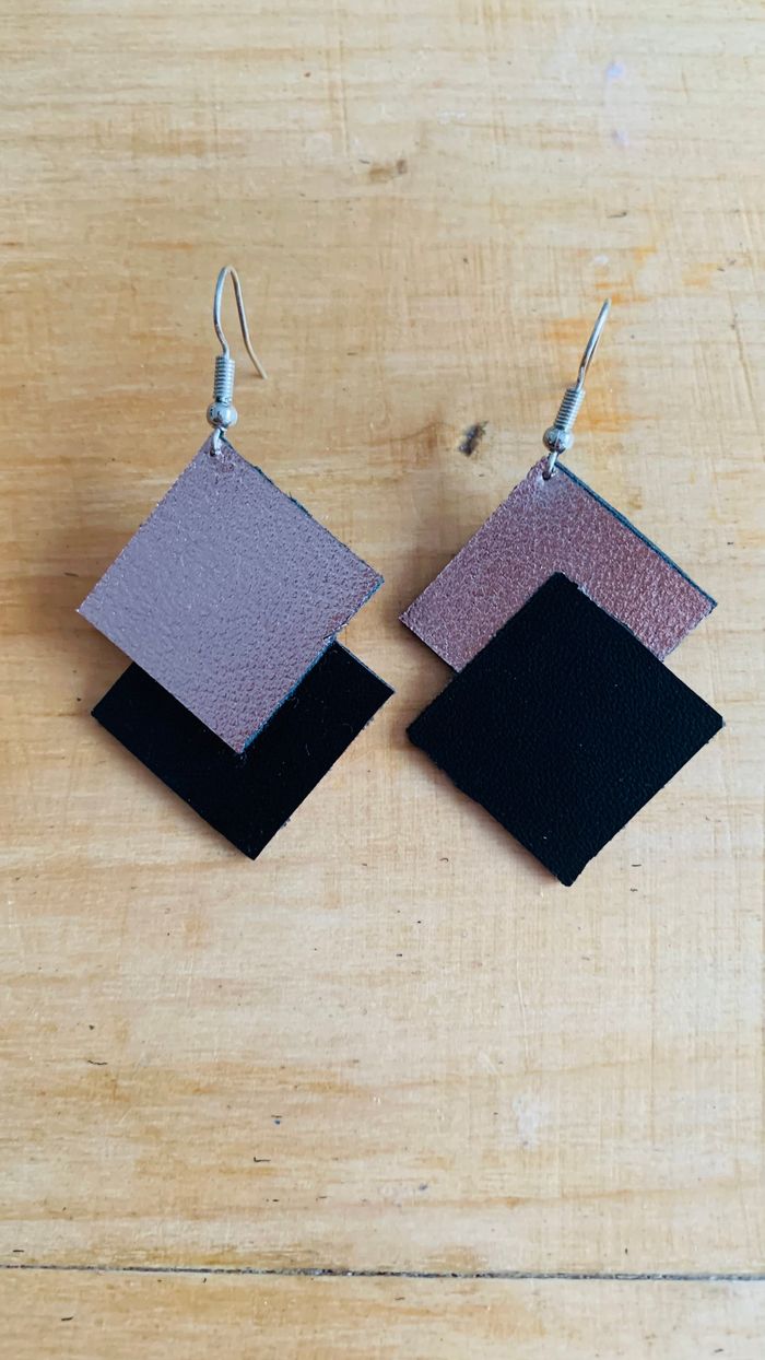 Boucles d’oreilles cuir