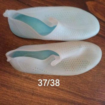 Chaussures de piscine taille 37 38
