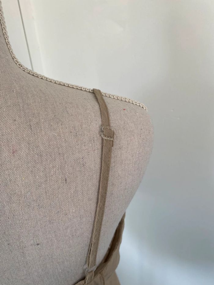 Top à fines bretelles beige Patrice breal - photo numéro 4