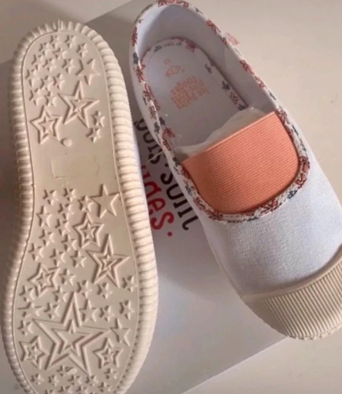 Ballerines Tennis élastique Les petits pois sont rouges 33 Neufs - photo numéro 5