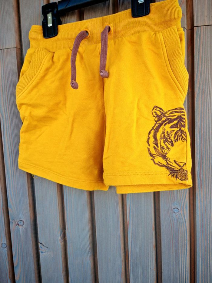 Short tigre 3-4 ans élastique