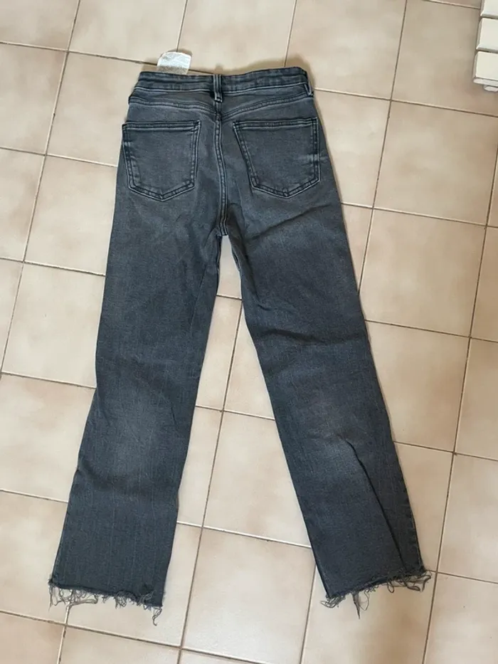 Jean Zara taille 34 - photo numéro 2