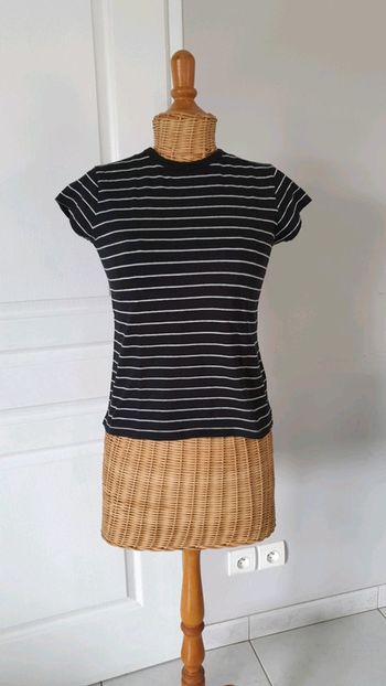 T-shirt manches courtes XS kiabi chelo3