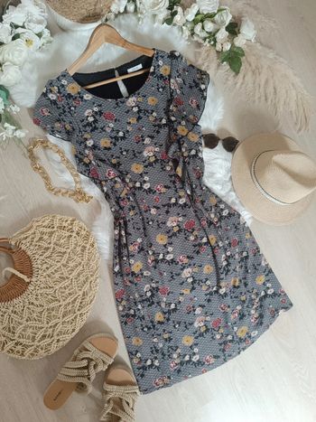 Jolie robe taille 44