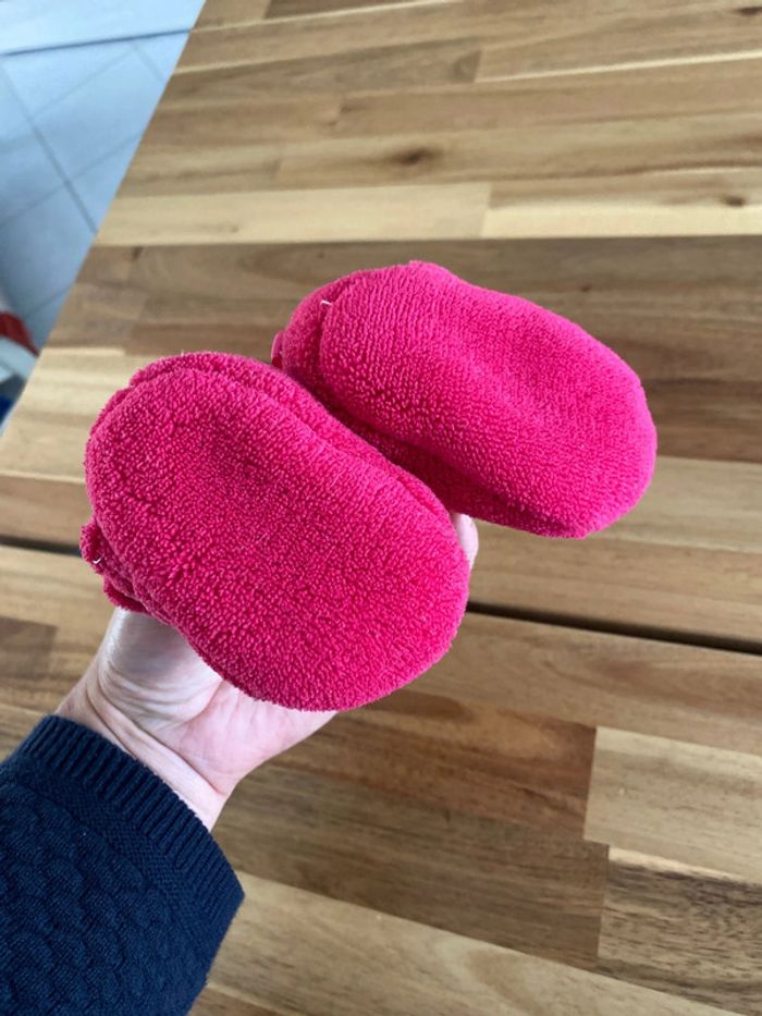 Chaussons de naissance rose - photo numéro 3