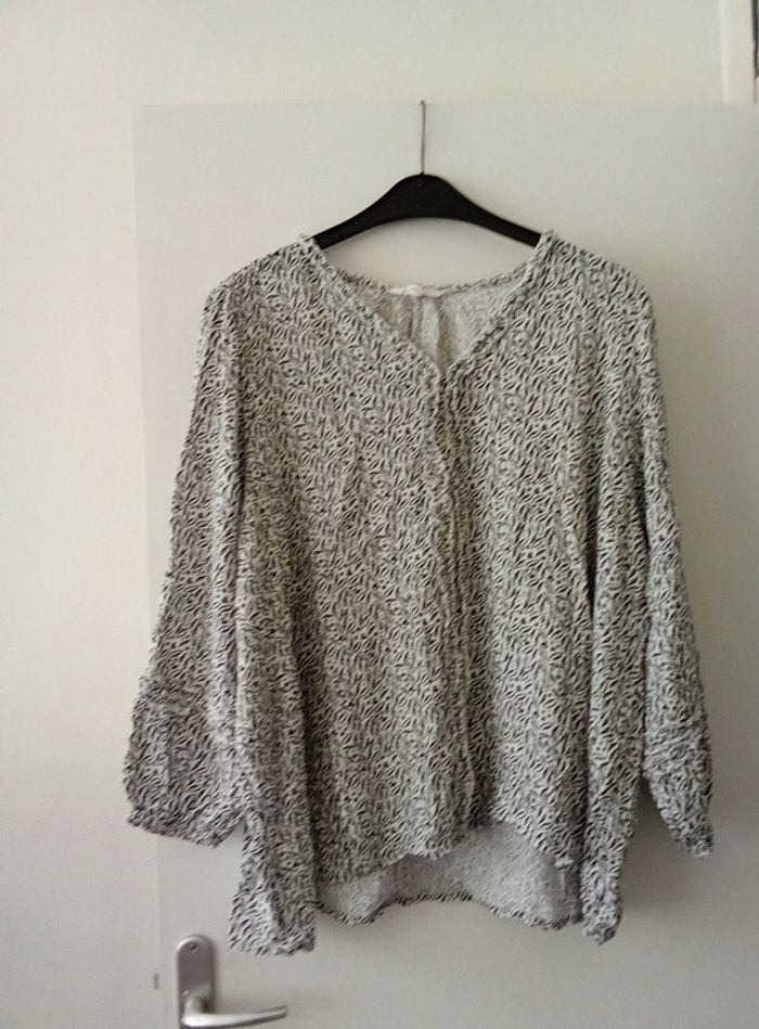 Haut femme ⭐ très bon état ⭐ Taille 52 ⭐ estvl