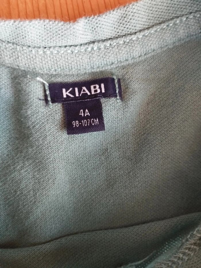 Débardeur imprimé vert – Kiabi – Taille 4 Ans – TBE - photo numéro 3