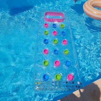 Matelas de piscine