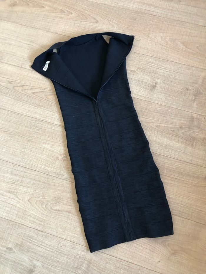 Robe noire sans manches LUC-CE taille S bon état (taille petit) - photo numéro 8