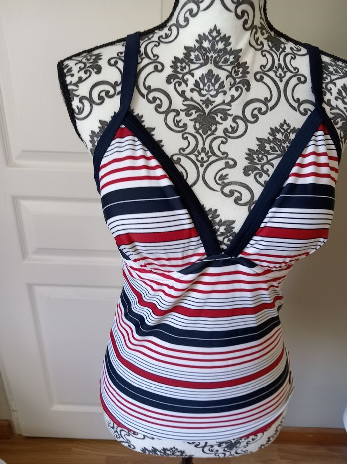 Haut de tankini