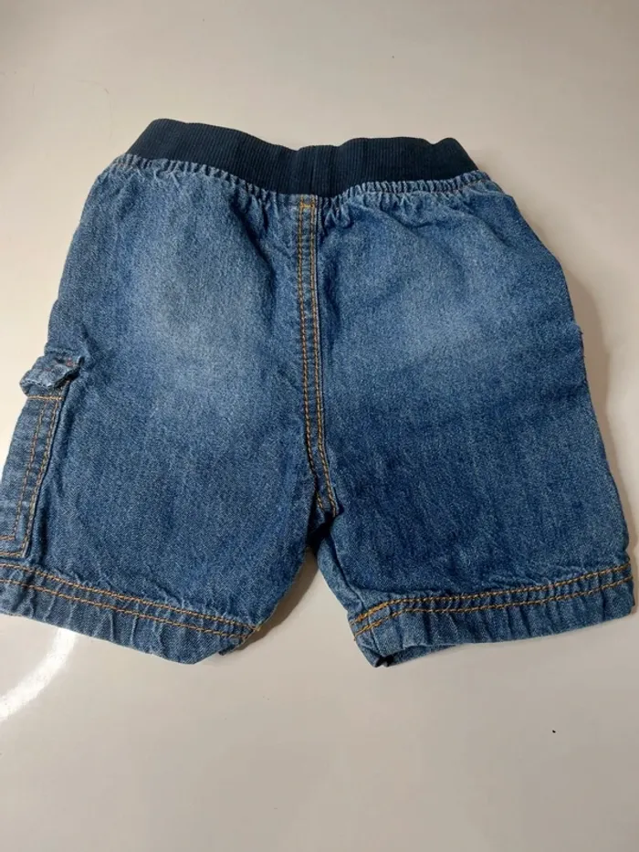 Short en jeans bleu " Tape à l œil" - photo numéro 2