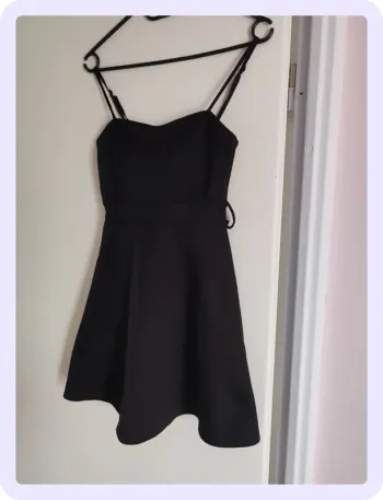 Robe noire Made in Italy – Neuve – Taille XS/S – chic et féminine