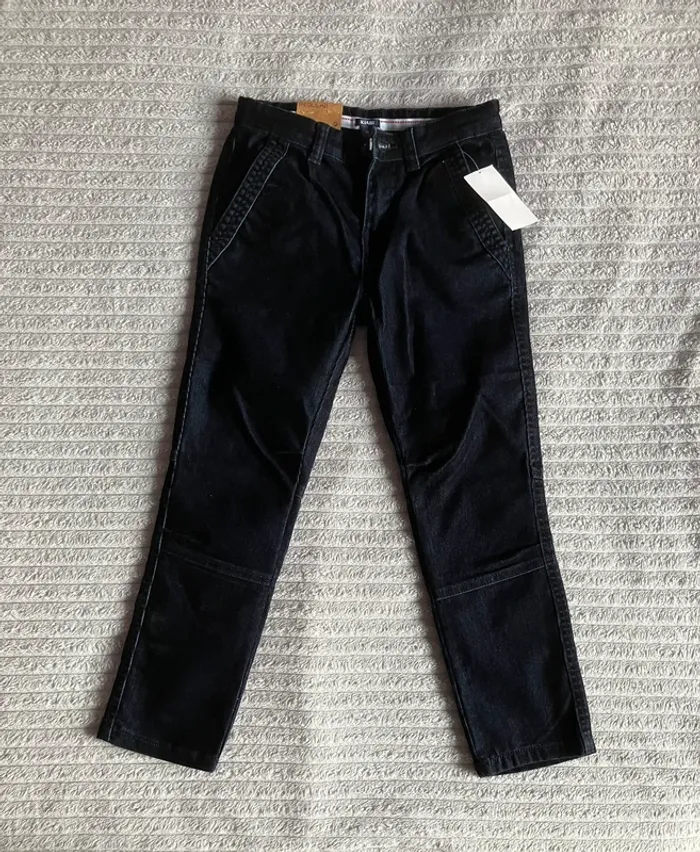 Pantalon Kiabi 7 ans neuf