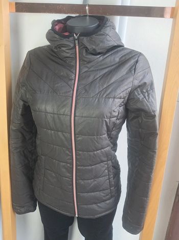 I code veste coupe vent capuche T.36