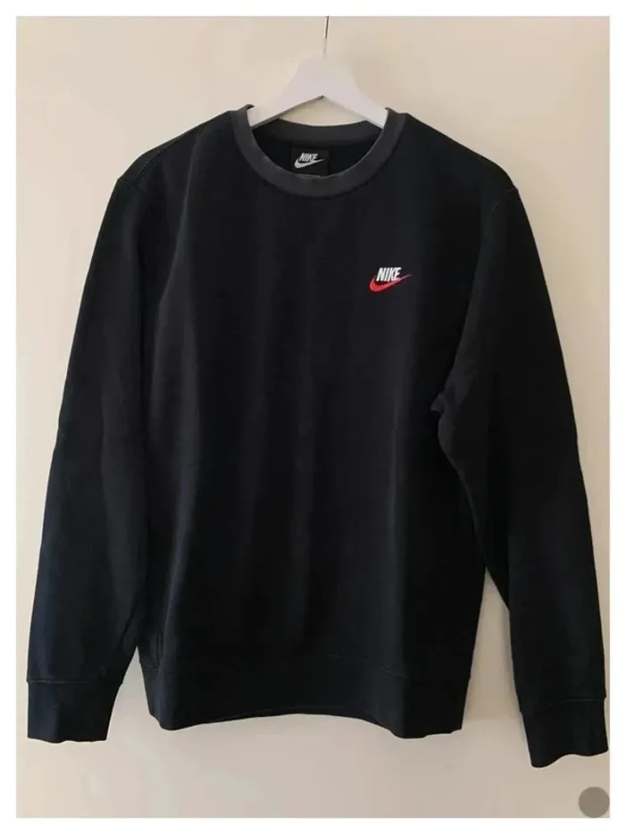 Pull noir sweat nike taille S - photo numéro 2
