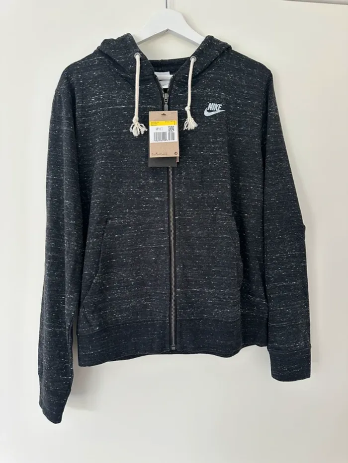 Nike hoodie zipper gris pour femme taille S neuf avec étiquette
