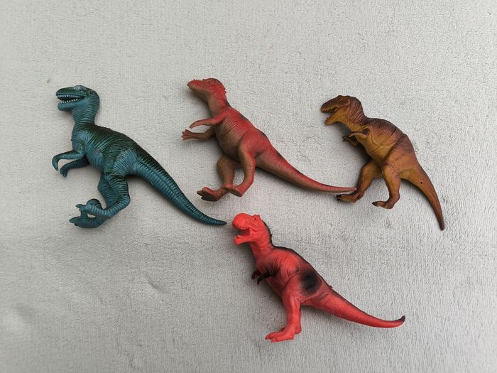Lot 14 dinosaures - photo numéro 3