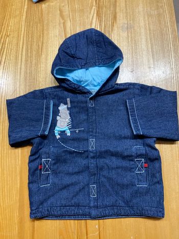 Veste jean et bleu ciel. Marèse