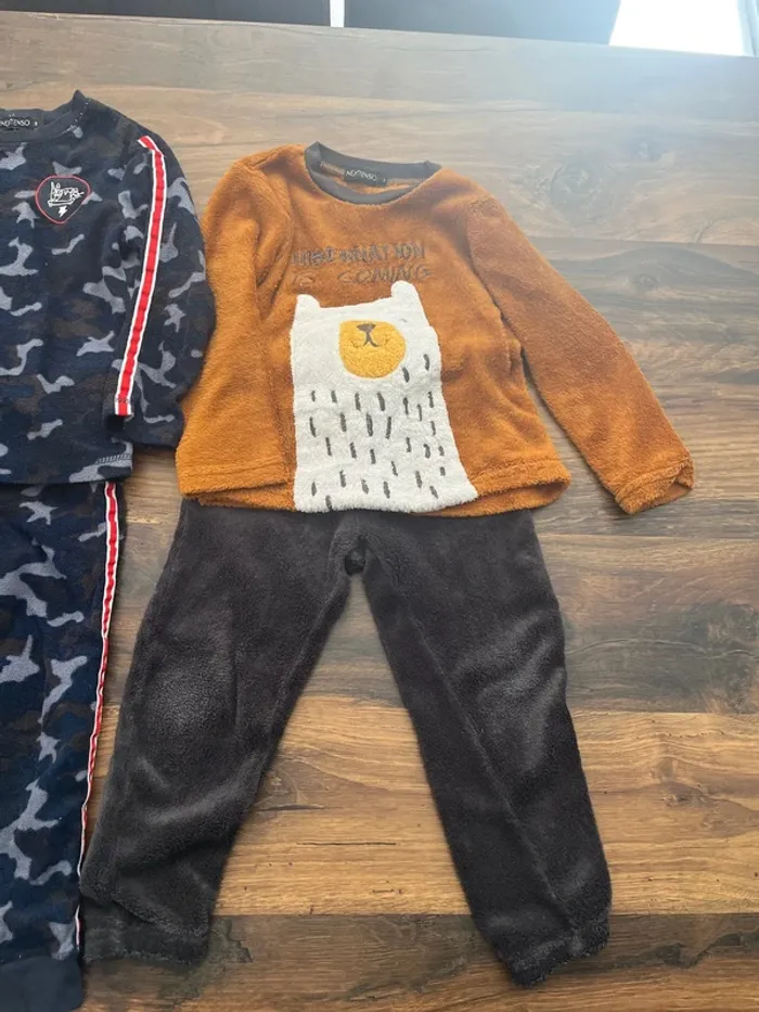 Lot de 2 pyjamas hiver - photo numéro 2