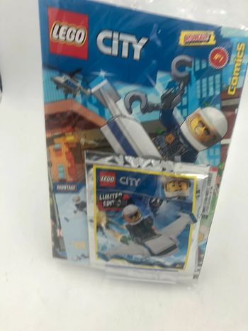 Magazine Lego City + avion et mini figurine Neuf