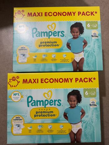 Lot de 2 cartons de couches taille 6 Pampers