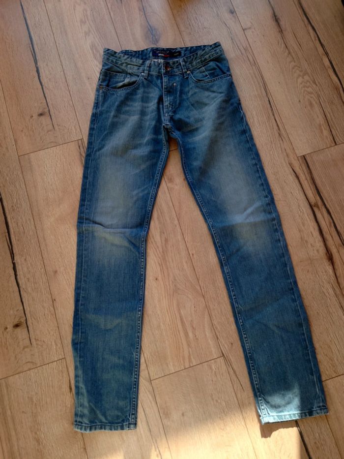 Jean Teddy Smith 30