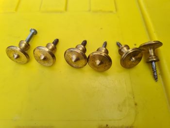 Bouton de tiroir ou porte x 6 qui date de 1980