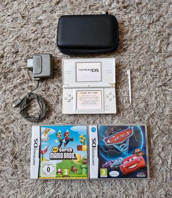 Lot Console Nintendo DS Lite Blanche + 2 Jeux