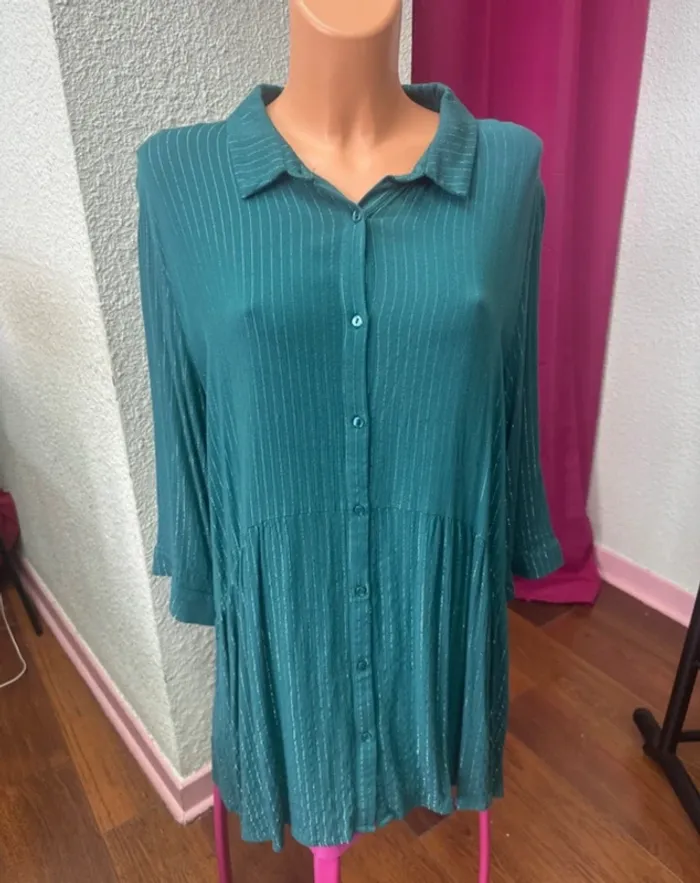 Tunique/robe verte à rayures argentées