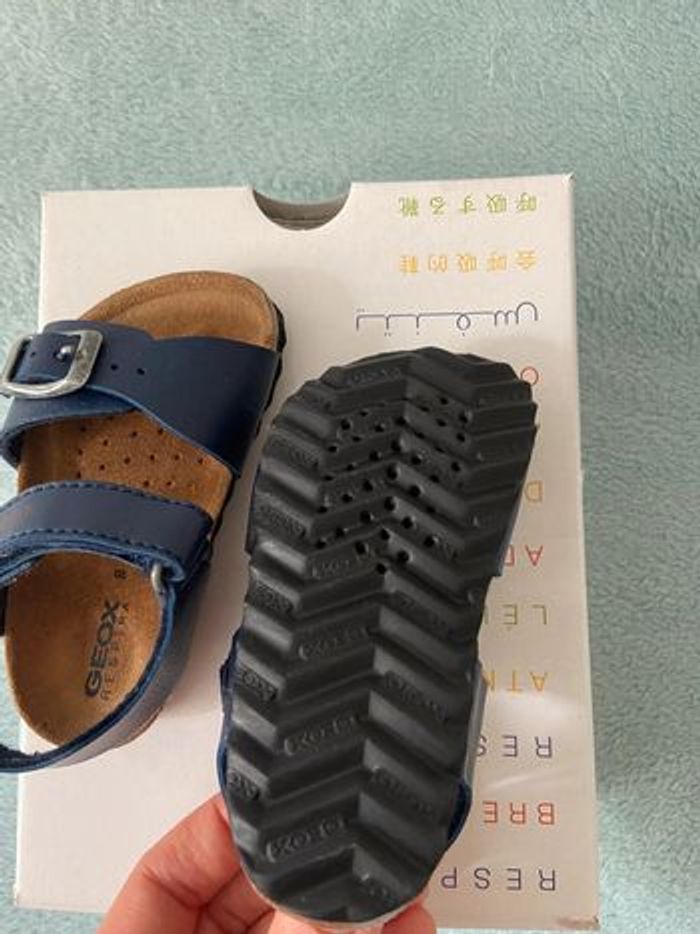 Sandales Geox bébé cuir taille 20 - photo numéro 5