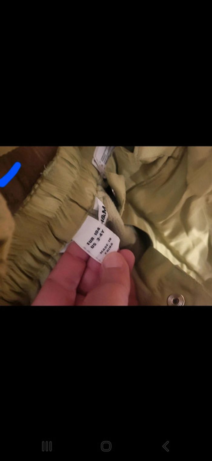 Affaires de ski le haut est un verbaudet 4 ans le bas un H&M 3/4 ans - photo numéro 3