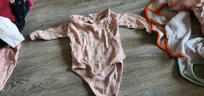 Body fille 3mois - photo numéro 10