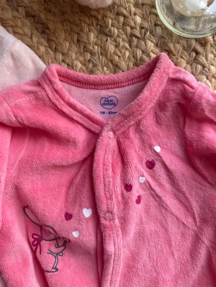 Lot de 3 pyjamas en velours taille 1 mois - photo numéro 4