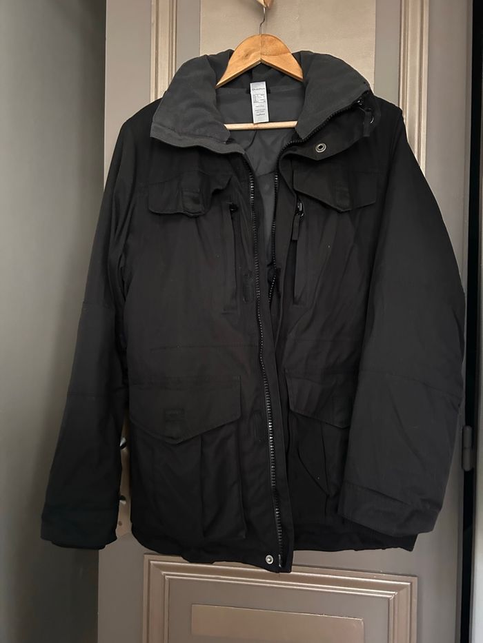 Blouson noir à capuche chaud 🥵 doublé matelassé Décathlon taille M état comme neuf - photo numéro 5
