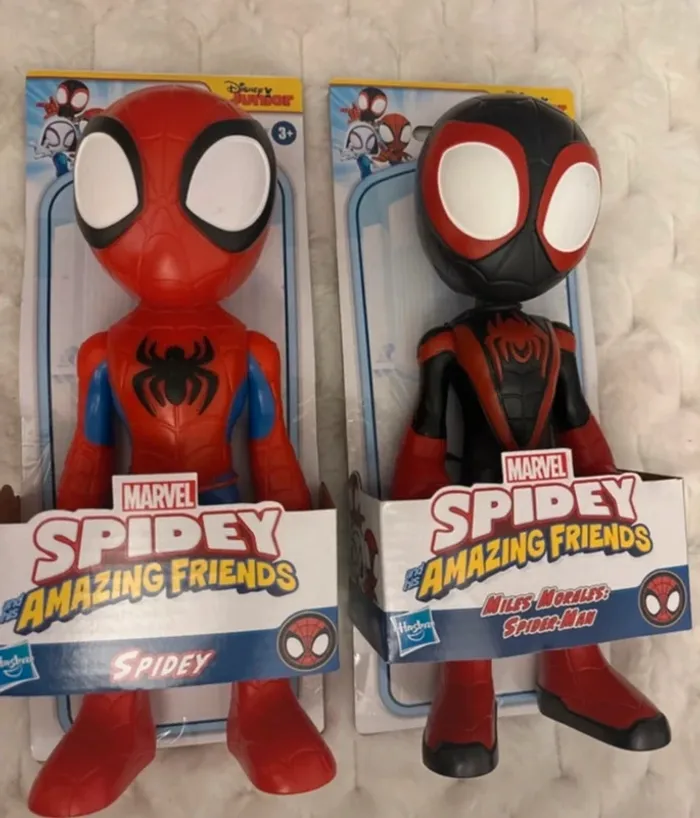 Lot de 2 figurines Spidey