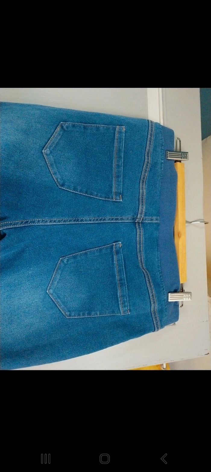 Jeans bleu clair taille 44 neuf - photo numéro 2