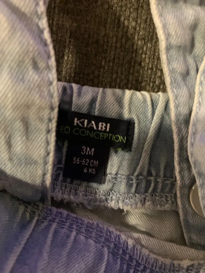 Petite robe en jean à bretelle - photo numéro 2