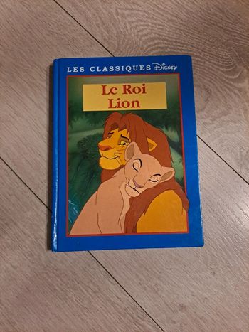 Livre Le roi lion