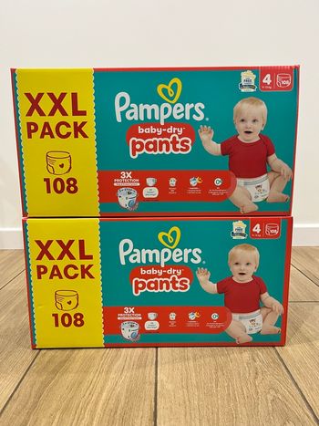 Lot 2 packs Pampers Baby-Dry Pants T4 – 216 couches – Neufs