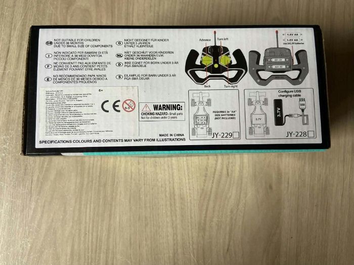 Voiture télécommandée RC racing F1 noir et jaune 27Mhz
Fonctionne avec des piles AA ( non incluses )
3 piles pour la voiture et 2 pour la télécommande
Neuf - photo numéro 4