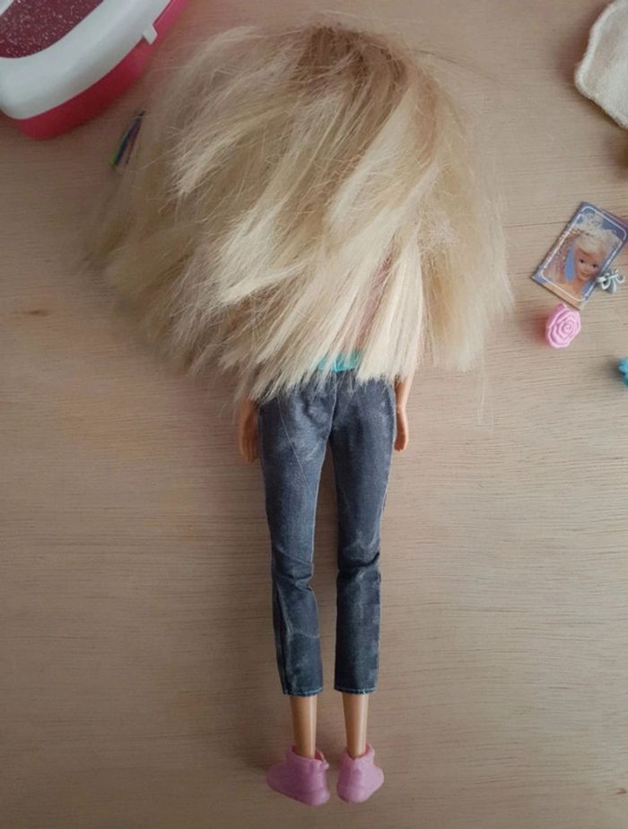 Barbie salon de coiffure - photo numéro 12