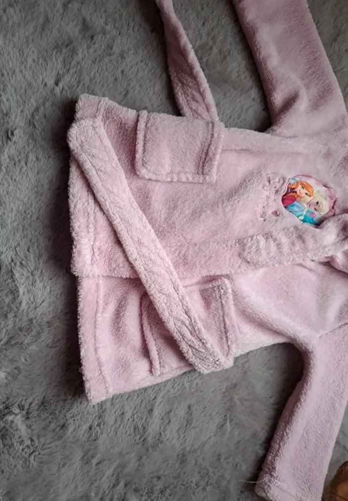 Peignoir fille 2ans - photo numéro 3
